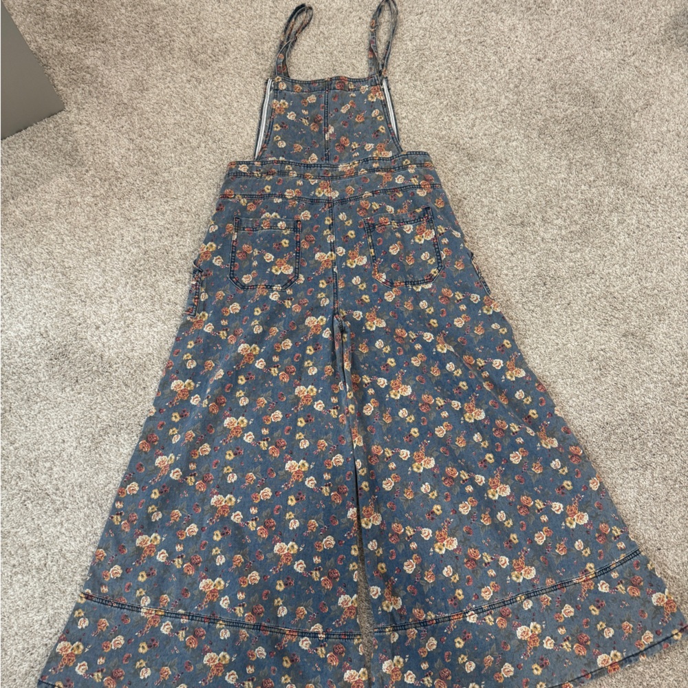 🌼 Blue Velvet Floral Wide Leg Denim Overalls – Size Small – NWT - Picture 9 of 12